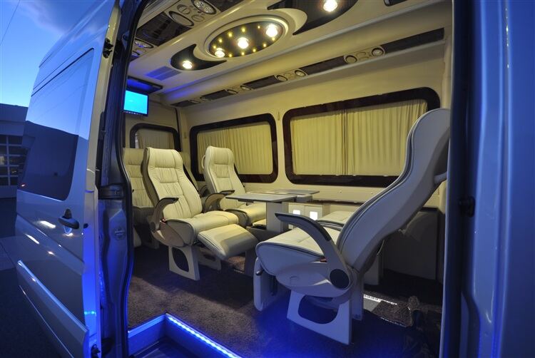 Sangster International Airport transfer shuttle service in Montego Bay