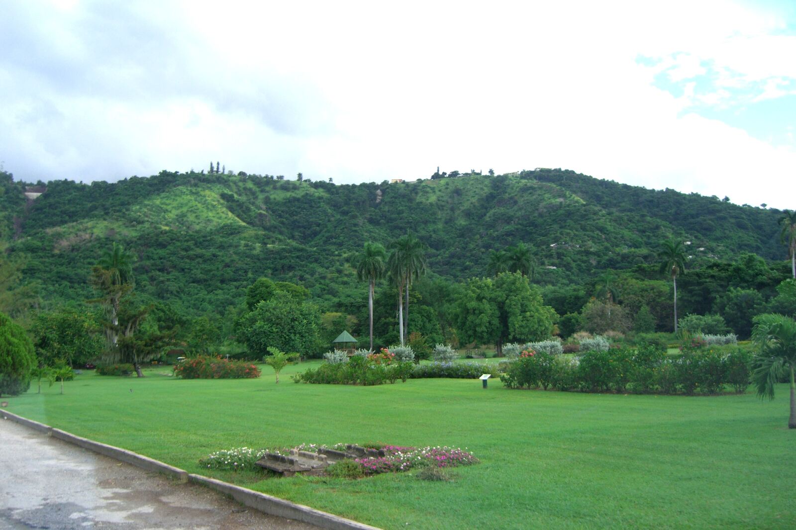 Hope Botanical Gardens in Kingston